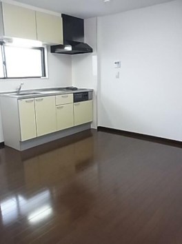 関原ロイヤルハイツⅢ リビング