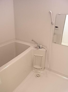 関原ロイヤルハイツⅢ 風呂画像