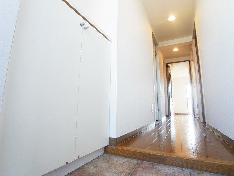 フォレストヴィラ船戸 玄関