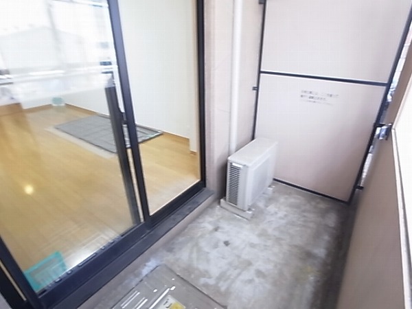 アーストンスクウェア ベランダ