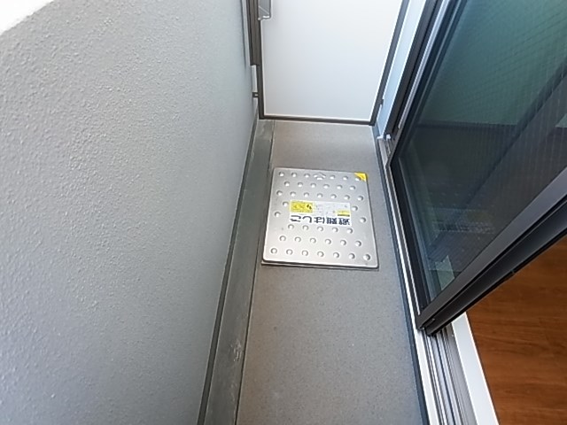 朱雀楼　東京 ベランダ