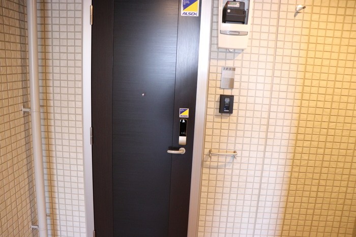 ソフィアハイツ  玄関