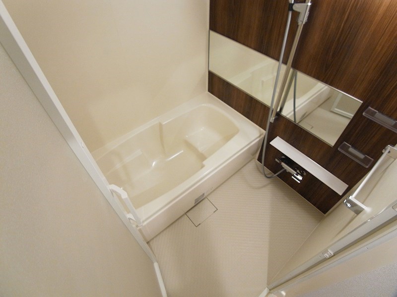 ハズバンド　アンド　ワイフ 風呂画像