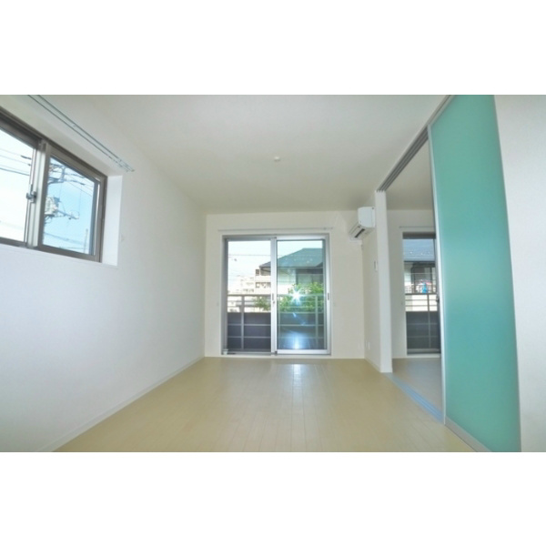 シャーメゾン　カドキ リビング