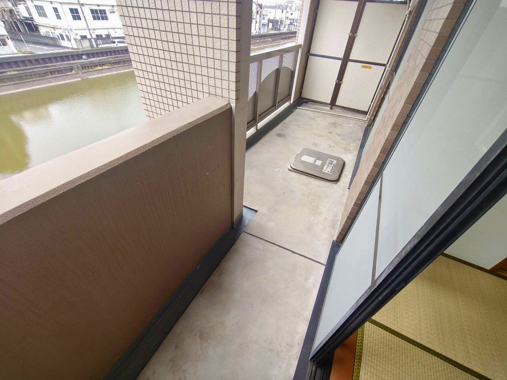 コスモファミリアマンション ベランダ