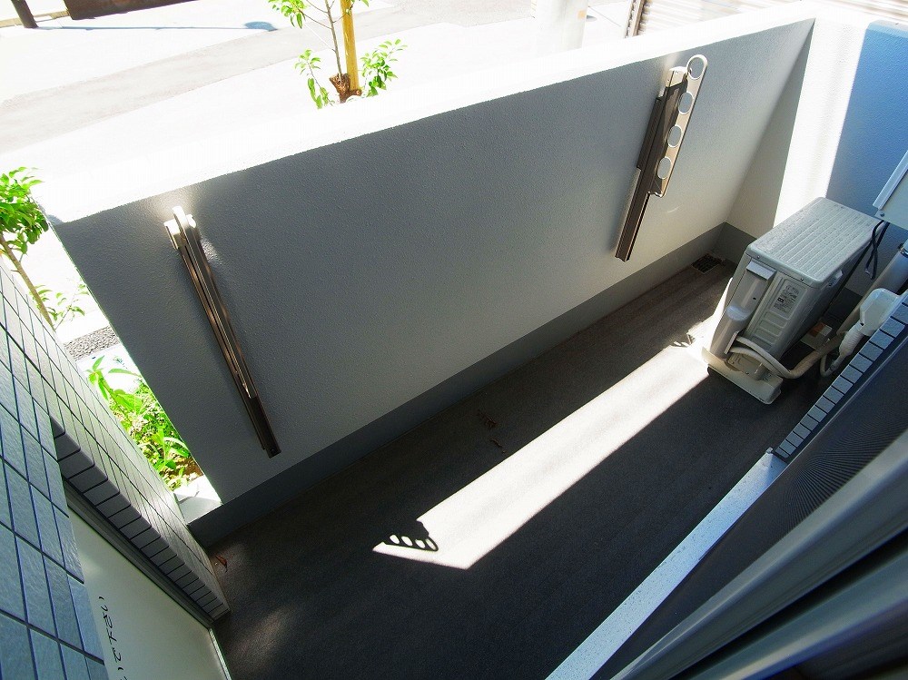 ペアパレス六町2号館  ベランダ