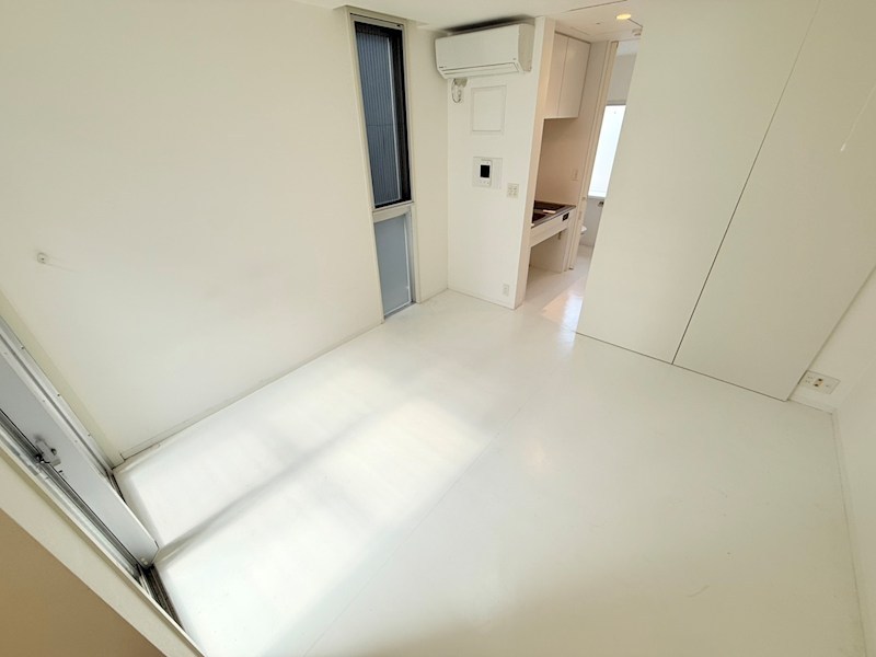 フェイス リビング