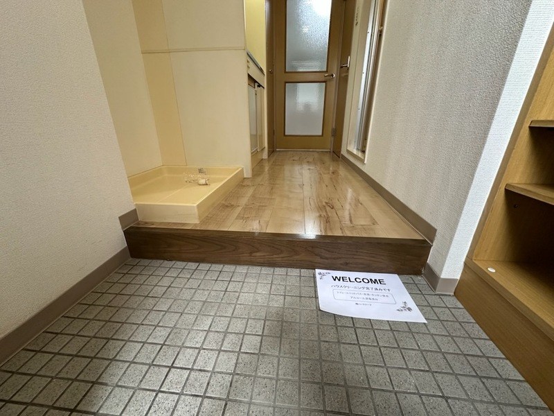 フローレンスビレッジⅢ 玄関