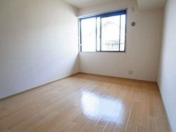 インペリアルヒルズⅡ ベッドルーム