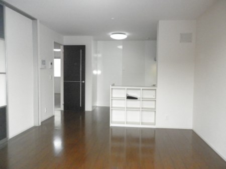 アネシスガーデンＡ リビング