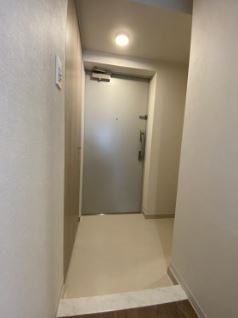 グランレーヴ東尾久 玄関