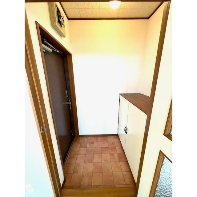 松川マンション 玄関