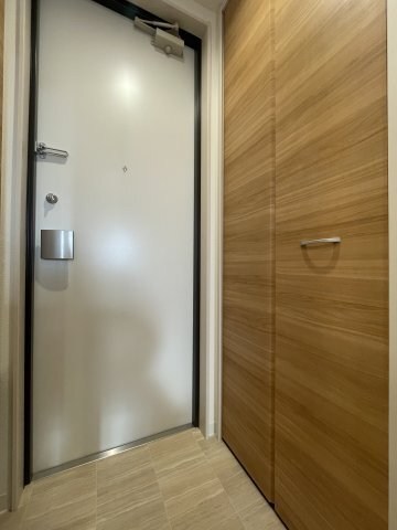 ウィンドテラス矢切 玄関