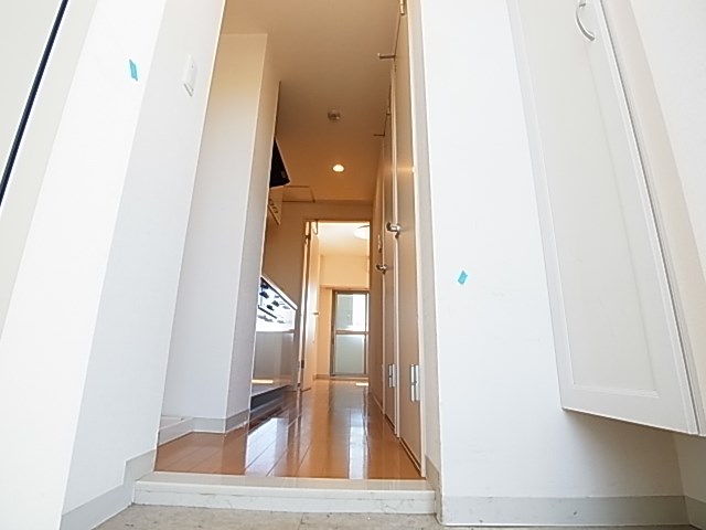 ガーデンブルグ 玄関