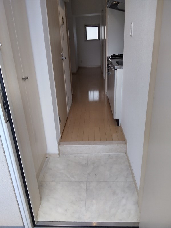 ニューシティアパートメンツ南千住 玄関