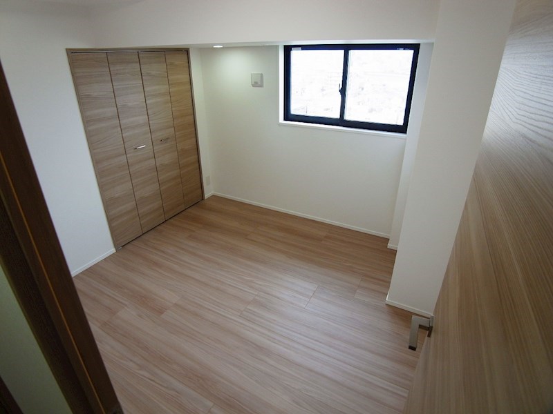 フュージョナル千住緑町 ベッドルーム