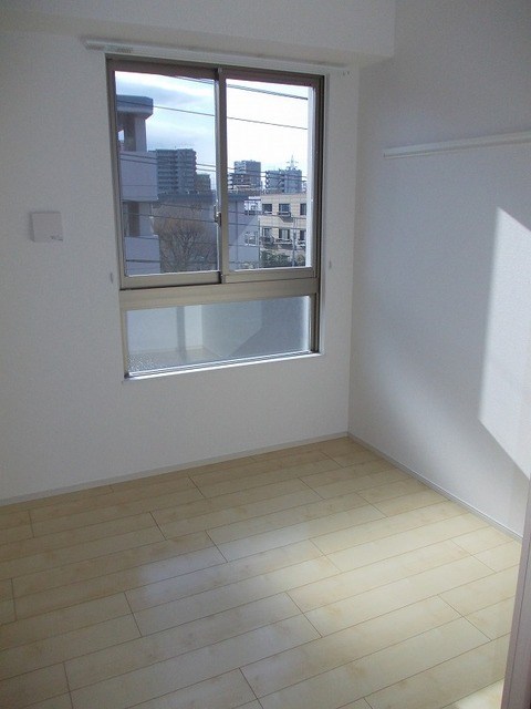 ＨＥＬＩＯＳ　ＢＵＲＧ ベッドルーム