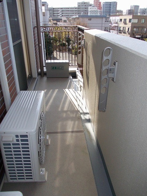 ＨＥＬＩＯＳ　ＢＵＲＧ ベランダ