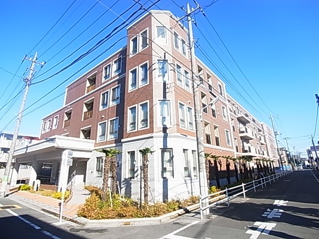 ＨＥＬＩＯＳ　ＢＵＲＧ 外観