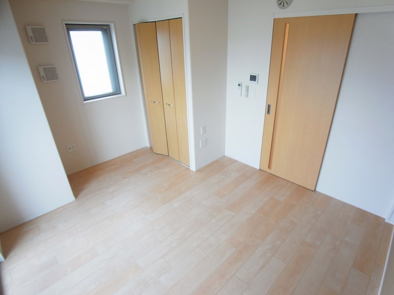 ラフィネ　柏 リビング