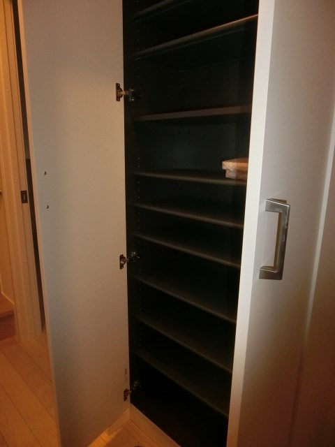 ラ・ルーチェＣ 玄関