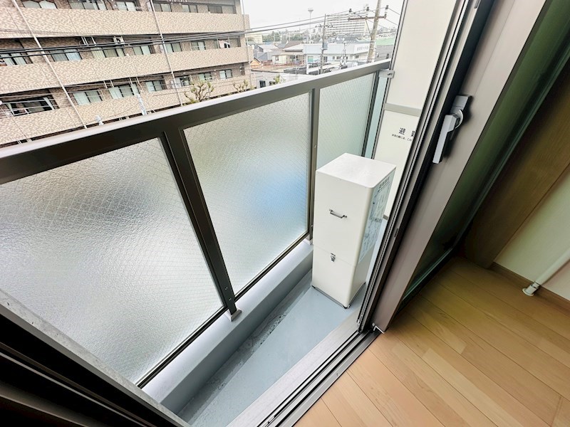 シャンブル ベランダ