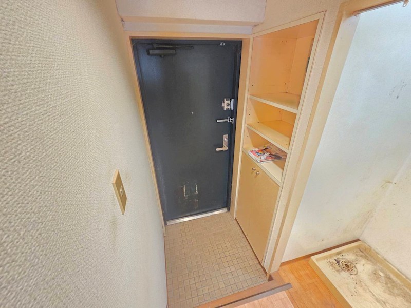 メゾンカドリーユ 玄関