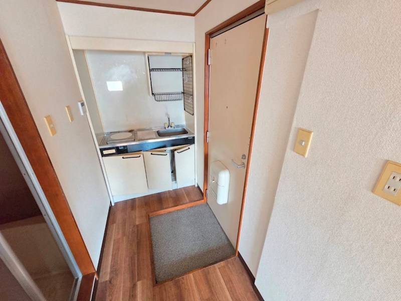 プルニエールひかり 玄関