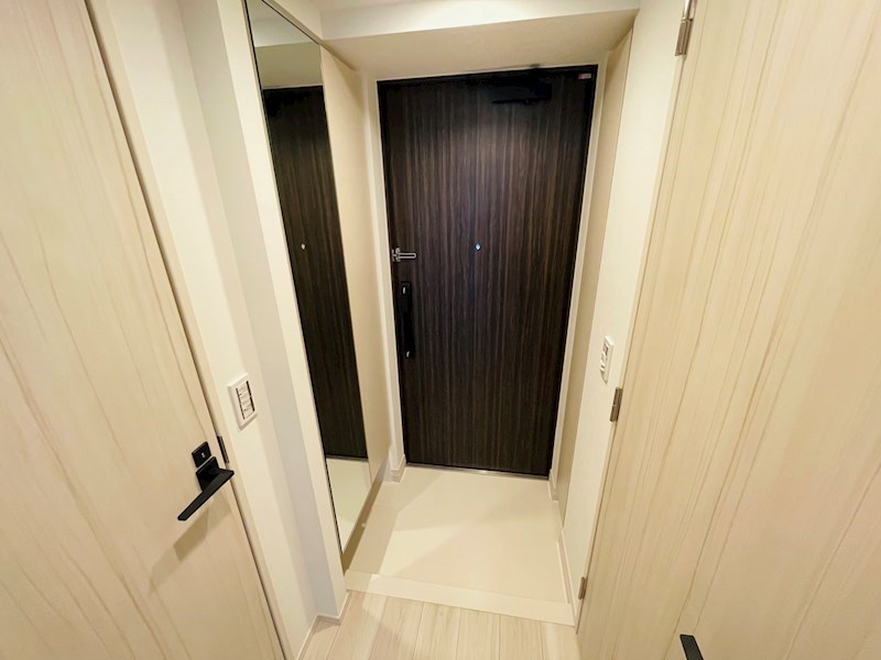 デュオステージ北千住２ 玄関