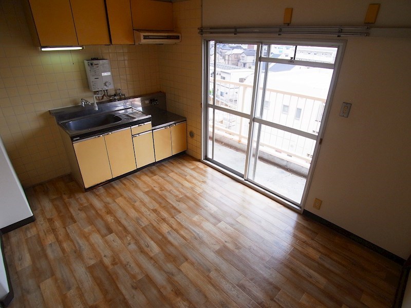 稔台サニーハイツ リビング