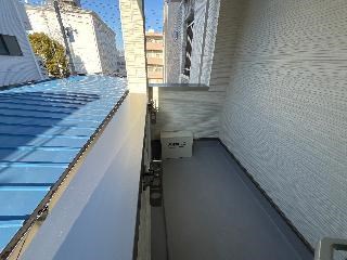 (仮称)流山市加1丁目アパート ベランダ