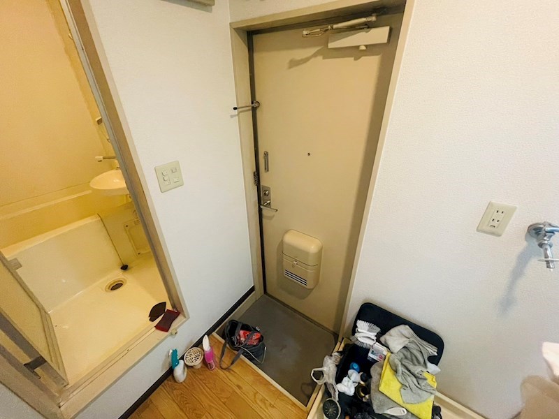 メイチピア 玄関