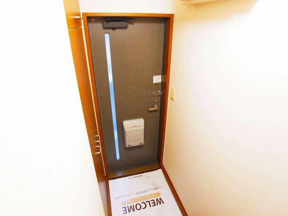 ヴィラ　ラフィーネ 玄関