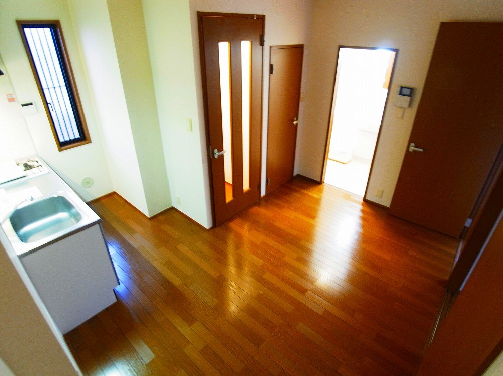 ヴィラ　ラフィーネ リビング