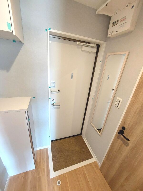 アヴニール 玄関