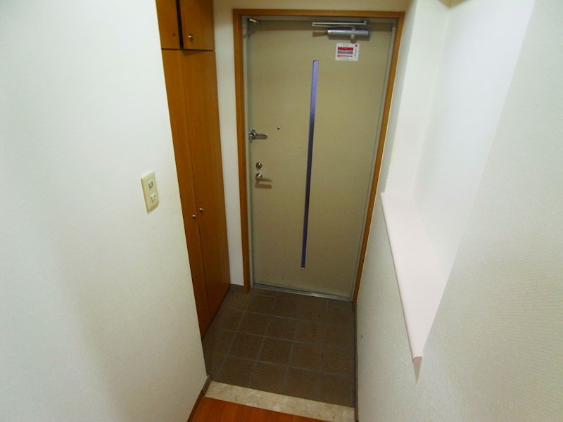 パインエクセレント 玄関