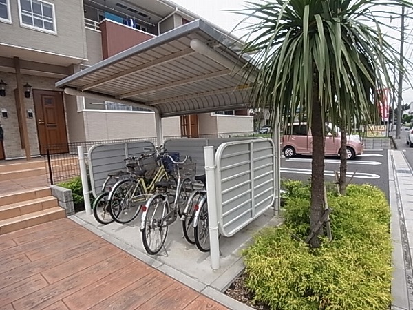 メゾン　フレスクーラ その他外観1