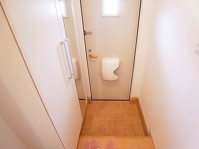 メゾン　フレスクーラ 玄関