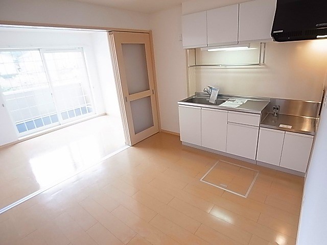 メゾン　フレスクーラ リビング