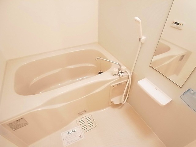 メゾン　フレスクーラ 風呂画像