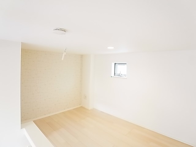 栄 ベッドルーム