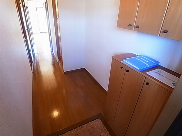 グランチェスタハイツ　B 玄関