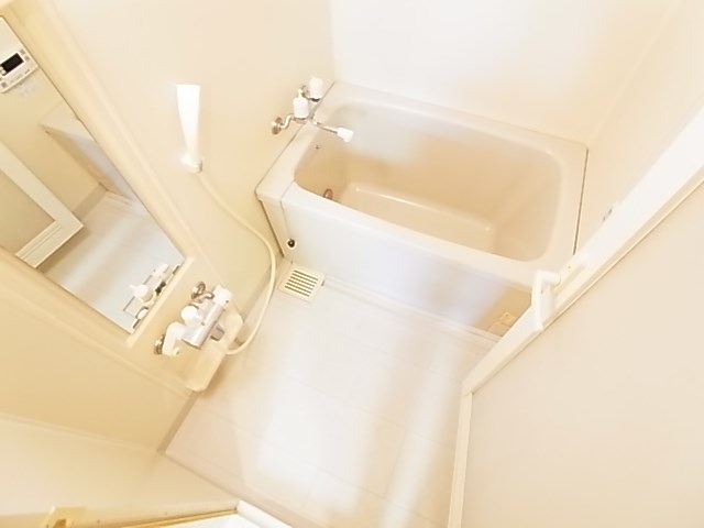 メゾンドボヌール梅島 風呂画像