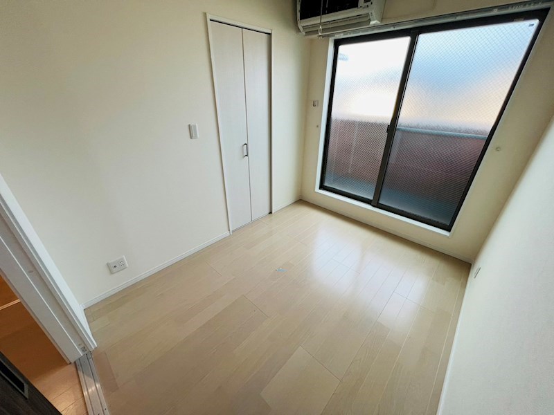 ウィステリア ベッドルーム