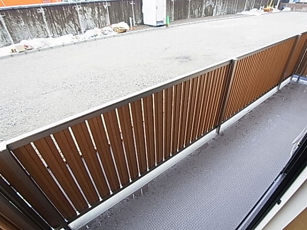 ソレイユＢ ベランダ