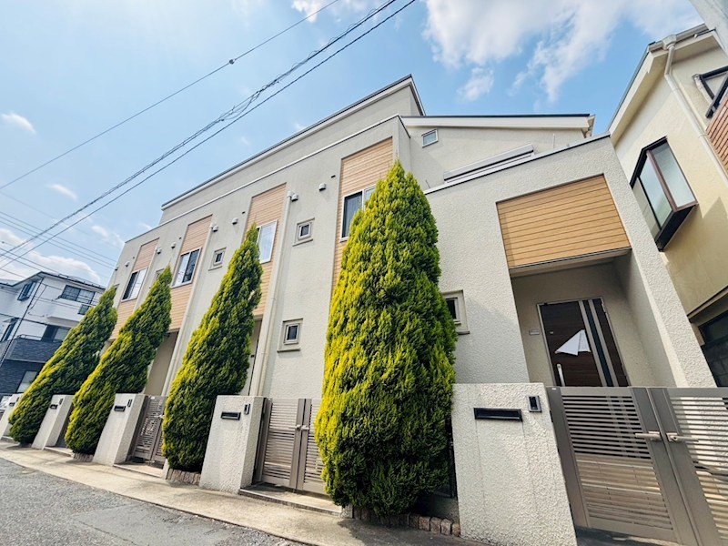 リフレックスコート 103号室 外観