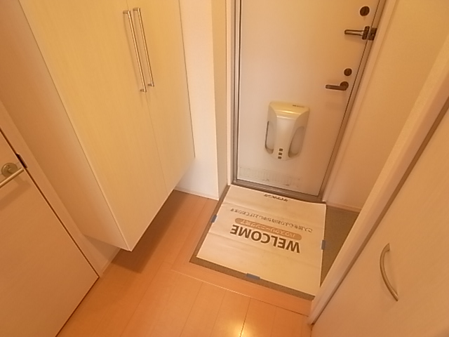 シェル・ドゥ 玄関