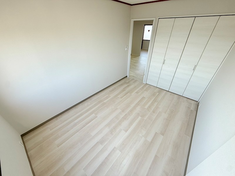 エレガンス浜中  ベッドルーム