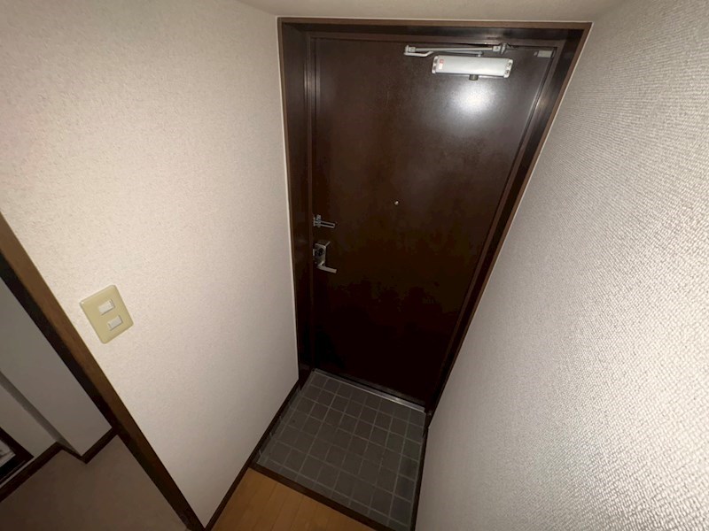 Ｔ．Ｙ．ビル 玄関