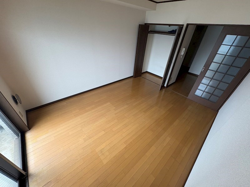 Ｔ．Ｙ．ビル リビング